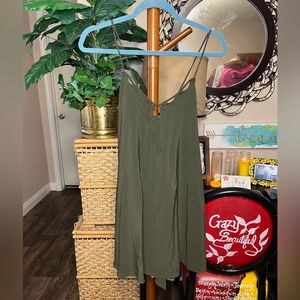 NWT The Hanger Black Spaghetti Strap Adjustable Tied in Green Dress Size Small